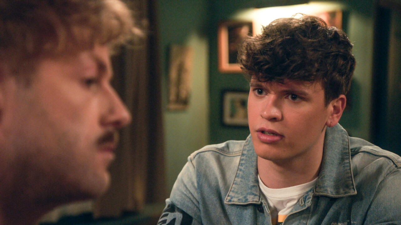 Milo Reburger Milo: Robyn moet haar excuses aanbieden - Soapkijker
